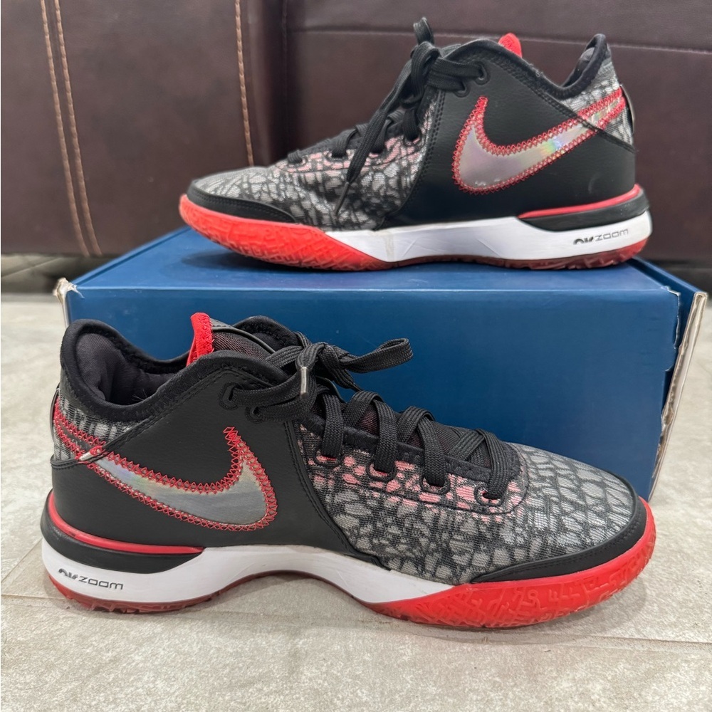 Size 9 - Nike Lebron NXXT X Faze Clan Bred - Picture 2 of 7